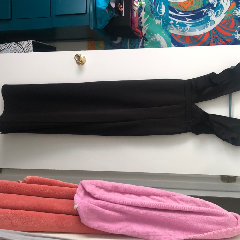 Black prom dress never worn